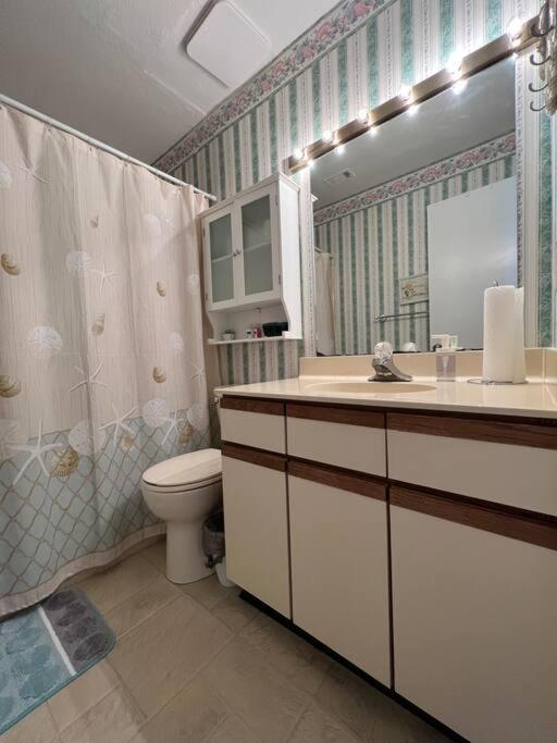 Lovely 2-Bedroom Condo With Pool شاطئ ميرتل المظهر الخارجي الصورة