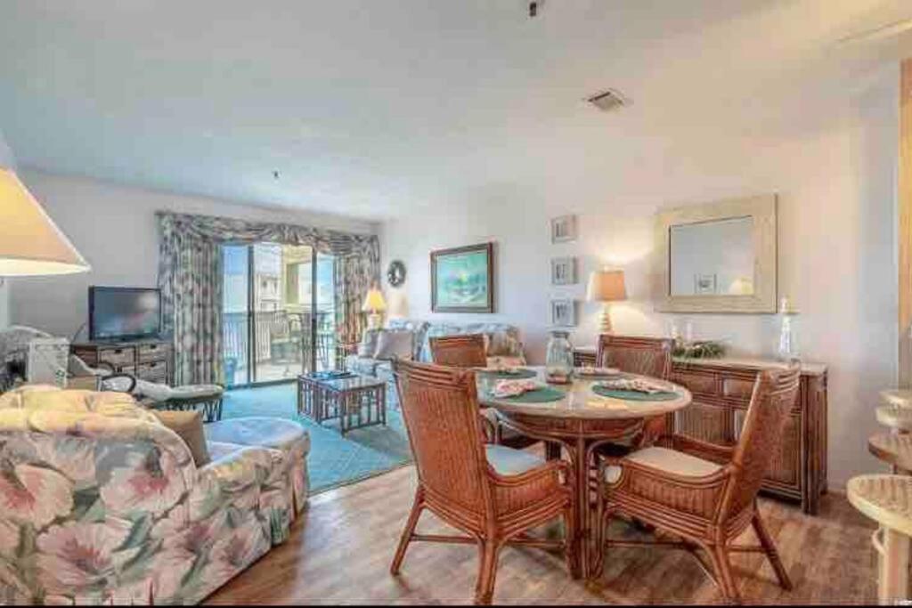 Lovely 2-Bedroom Condo With Pool شاطئ ميرتل المظهر الخارجي الصورة